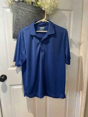 Izod Menโs Polo Medium